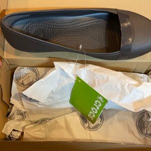 Crocs Brynn Flat size 8